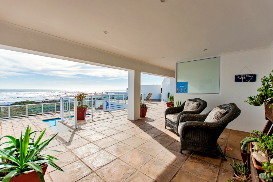 9 Bedroom Property for Sale in Shelley Point Western Cape